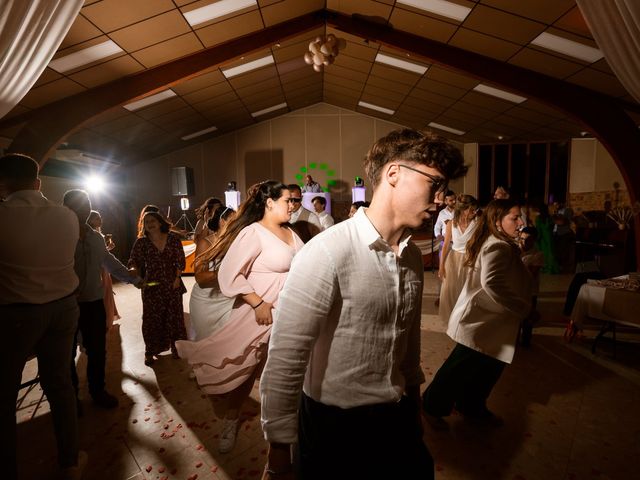 Le mariage de Jeremy et Caroline à Pont-du-Casse, Lot-et-Garonne 79