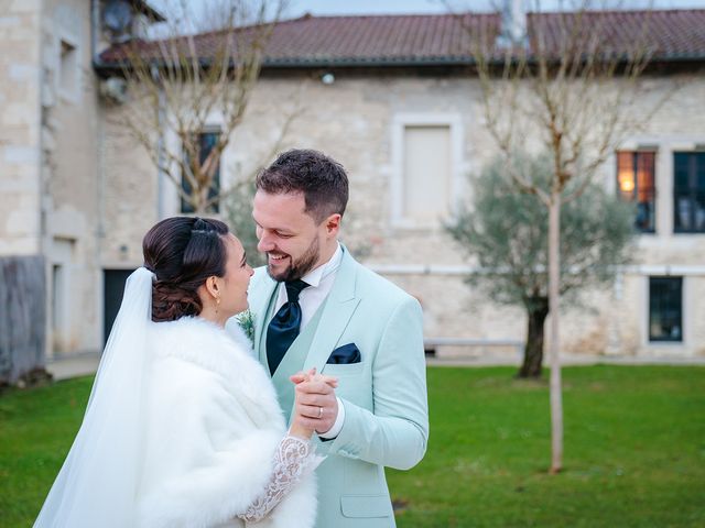 Le mariage de Adrien et Charlotte à Vignieu, Isère 10