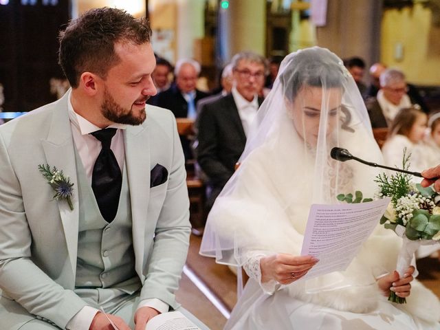 Le mariage de Adrien et Charlotte à Vignieu, Isère 35