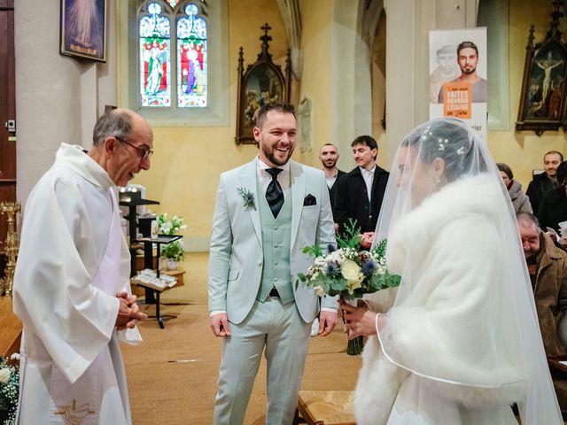 Le mariage de Adrien et Charlotte à Vignieu, Isère 45