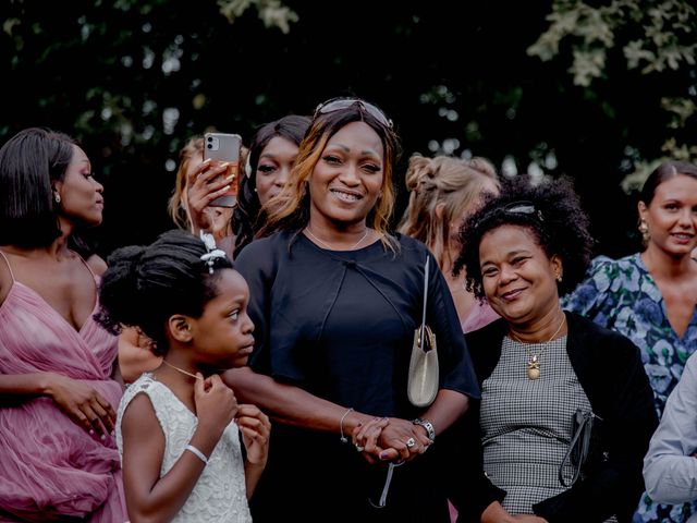 Le mariage de Fabrice et Léna à Cholet, Maine et Loire 30