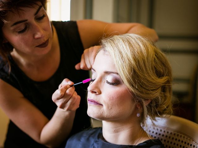 Le mariage de Yann et Lauriana à Trédion, Morbihan 54