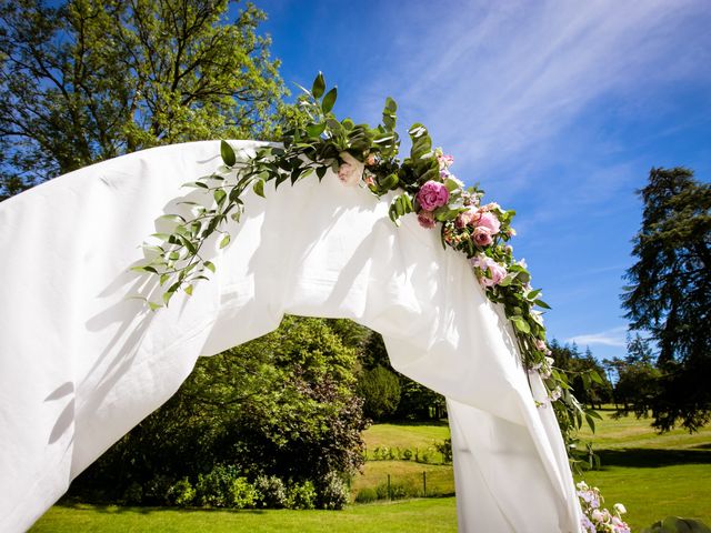 Le mariage de Yann et Lauriana à Trédion, Morbihan 83