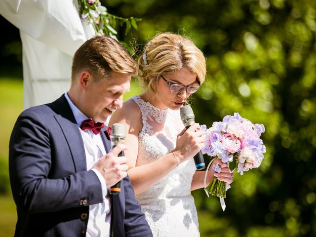 Le mariage de Yann et Lauriana à Trédion, Morbihan 92