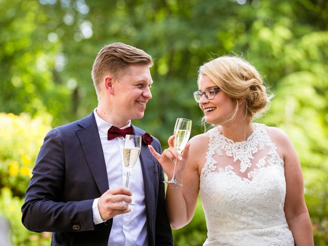 Le mariage de Yann et Lauriana à Trédion, Morbihan 113