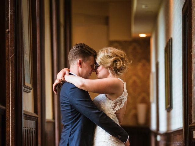 Le mariage de Yann et Lauriana à Trédion, Morbihan 144