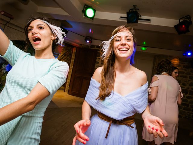 Le mariage de Yann et Lauriana à Trédion, Morbihan 207