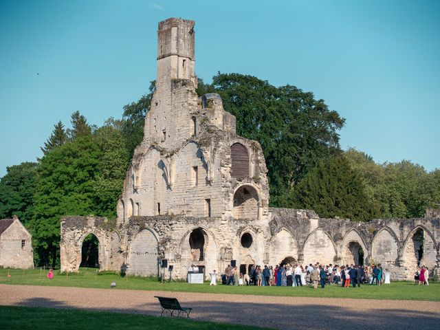Le mariage de Antoine et Fanny à Fontaine-Chalis, Oise 17