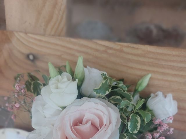 Le mariage de Yann et Dorlys  à Ménilles, Eure 8