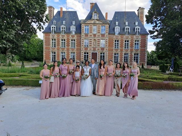 Le mariage de Yann et Dorlys  à Ménilles, Eure 43