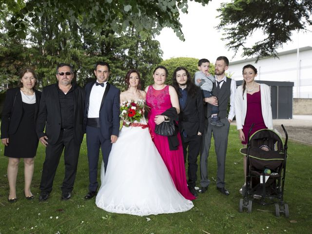Le mariage de Mehmet et Hélene à Bourgoin-Jallieu, Isère 22