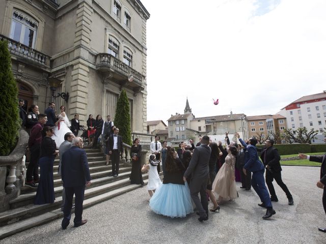 Le mariage de Mehmet et Hélene à Bourgoin-Jallieu, Isère 25