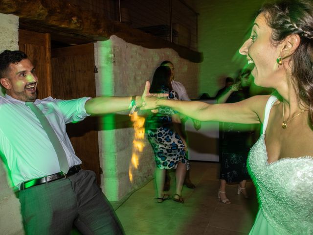 Le mariage de James et Claire à Allemans, Dordogne 52