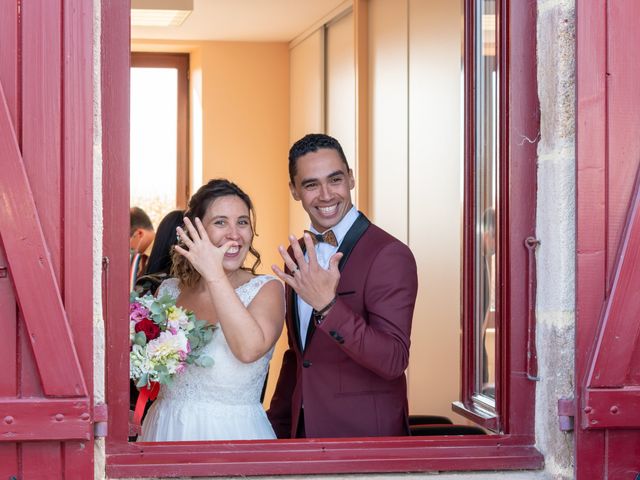 Le mariage de Adil et Élodie à Moulins, Allier 24