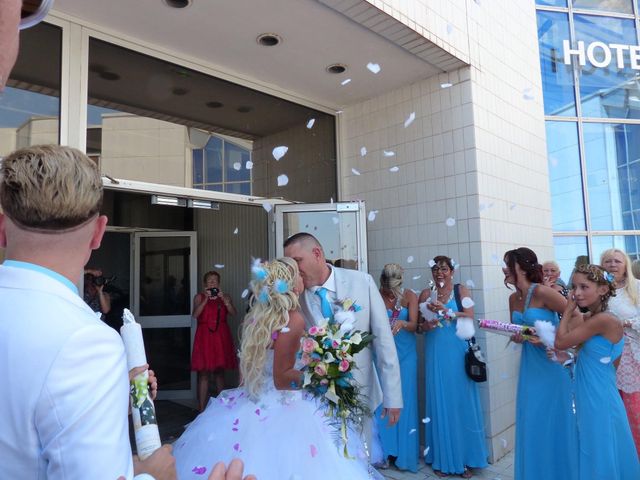 Le mariage de Cyril et Sylvie à Martigues, Bouches-du-Rhône 13