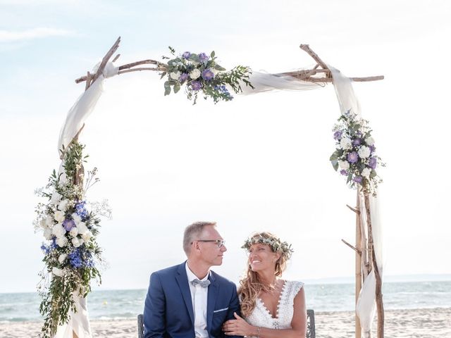 Le mariage de Jean-Christophe et Fabienne à Le Grau-du-Roi, Gard 30