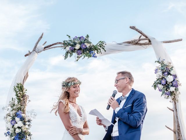 Le mariage de Jean-Christophe et Fabienne à Le Grau-du-Roi, Gard 2