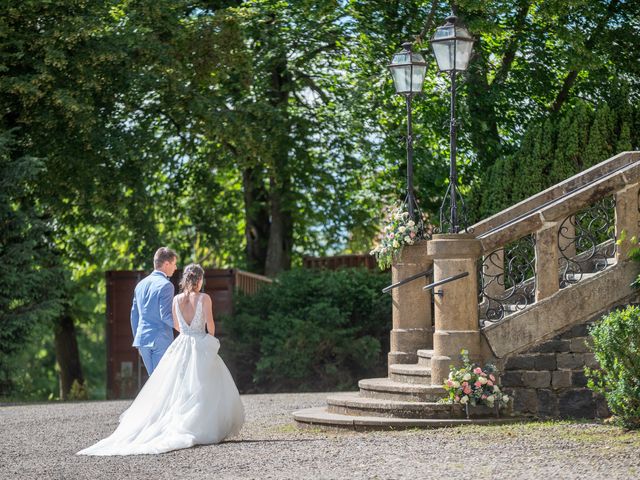 Le mariage de Clément et Mathilde à Parentignat, Puy-de-Dôme 1