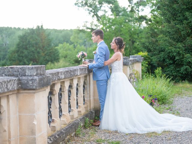 Le mariage de Clément et Mathilde à Parentignat, Puy-de-Dôme 10