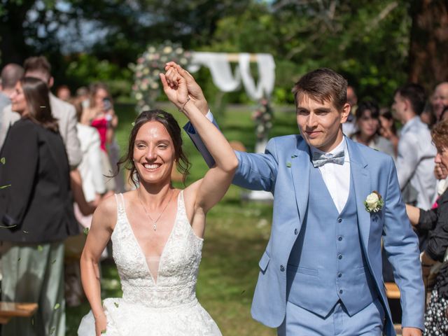 Le mariage de Clément et Mathilde à Parentignat, Puy-de-Dôme 18