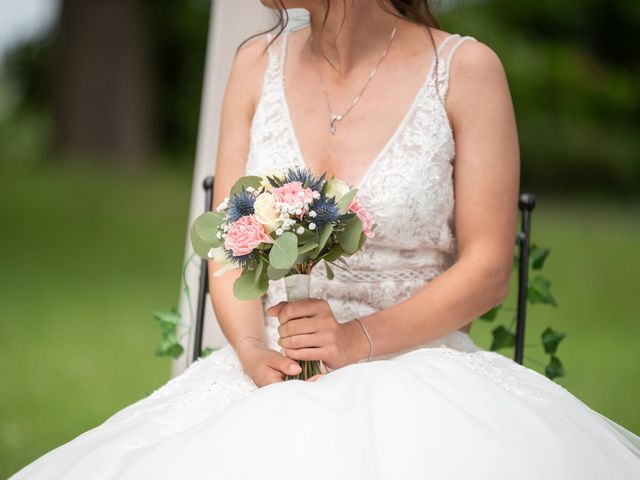 Le mariage de Clément et Mathilde à Parentignat, Puy-de-Dôme 27