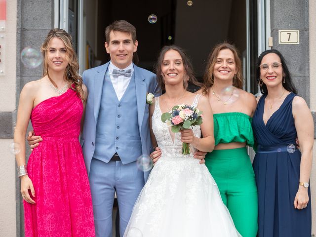 Le mariage de Clément et Mathilde à Parentignat, Puy-de-Dôme 44