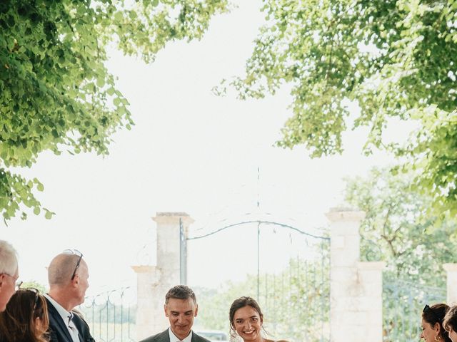 Le mariage de Mackenzie et Romane à Crazannes, Charente Maritime 16