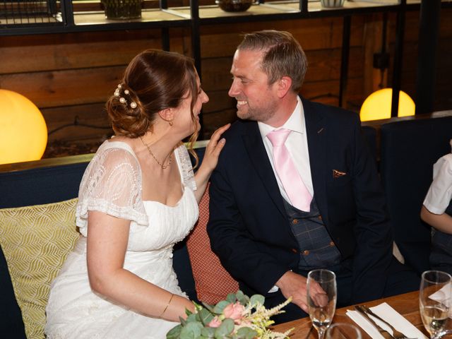 Le mariage de Tom et Camille à Vaugrigneuse, Essonne 48