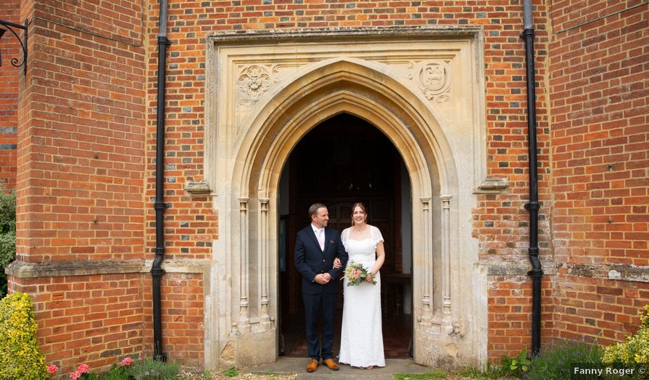 Le mariage de Tom et Camille à Vaugrigneuse, Essonne