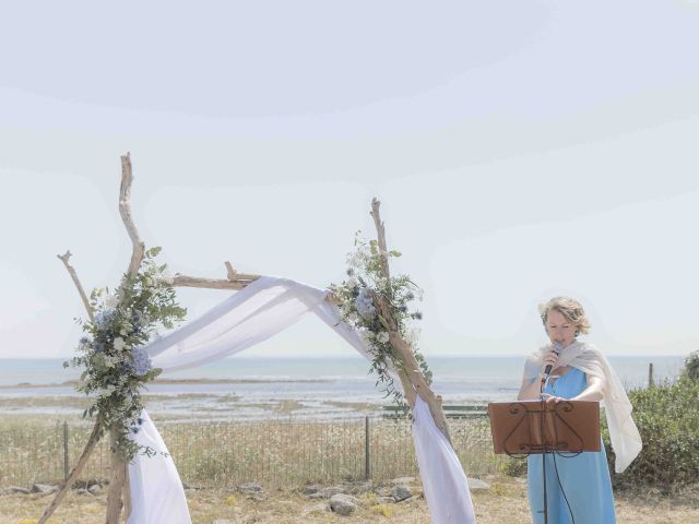 Le mariage de Julien et Audrey à Le Bois-Plage-en-Ré, Charente Maritime 32