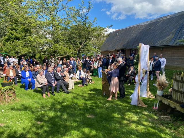 Le mariage de Gueroult  et Corinne  à Auzouville-l'Esneval, Seine-Maritime 2
