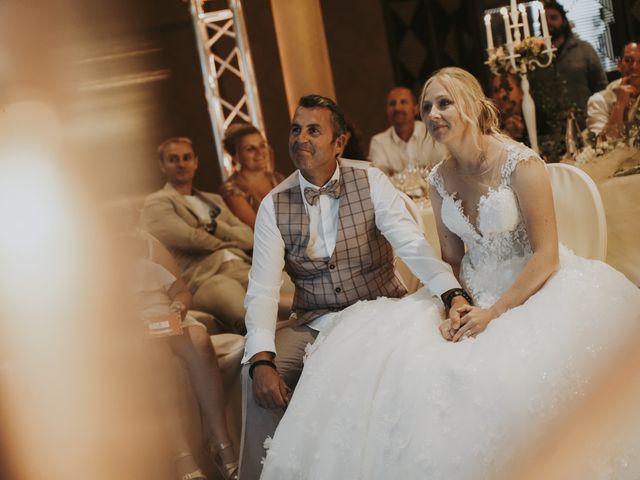 Le mariage de Christophe et Laetitia à Gosnay, Pas-de-Calais 3