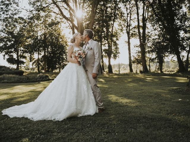 Le mariage de Christophe et Laetitia à Gosnay, Pas-de-Calais 7