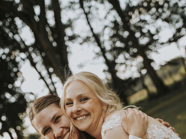 Le mariage de Christophe et Laetitia à Gosnay, Pas-de-Calais 13