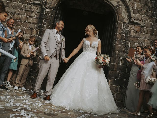 Le mariage de Christophe et Laetitia à Gosnay, Pas-de-Calais 20