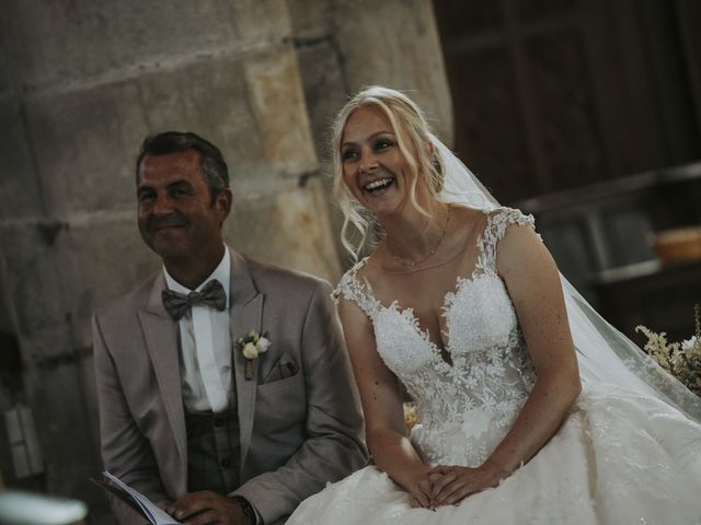 Le mariage de Christophe et Laetitia à Gosnay, Pas-de-Calais 32