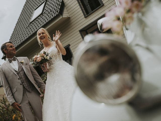 Le mariage de Christophe et Laetitia à Gosnay, Pas-de-Calais 40