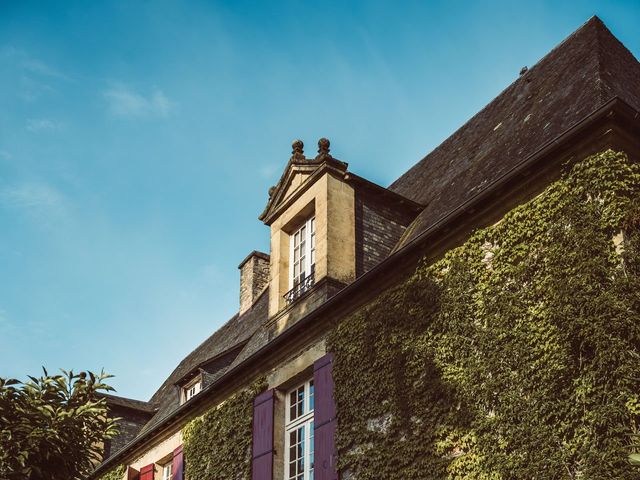 Le mariage de Chris et Kira à Excideuil, Dordogne 3