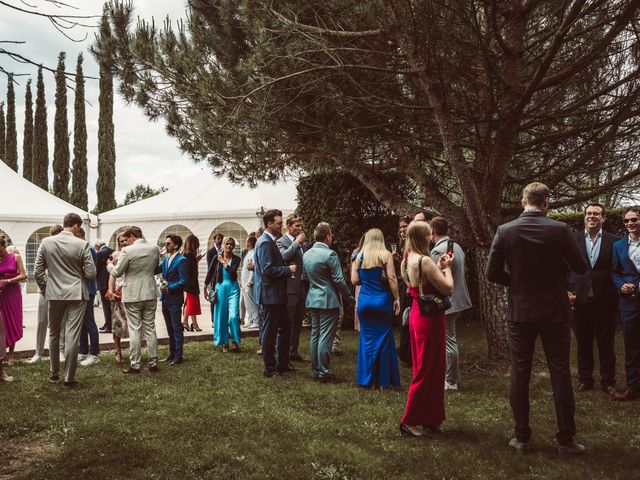 Le mariage de Chris et Kira à Excideuil, Dordogne 37