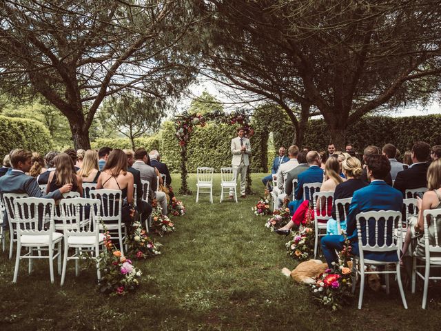 Le mariage de Chris et Kira à Excideuil, Dordogne 39