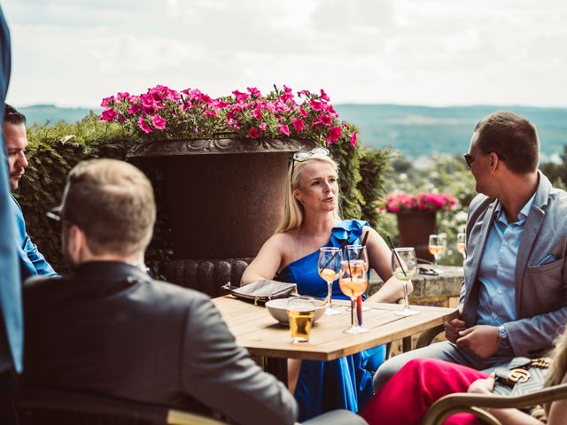 Le mariage de Chris et Kira à Excideuil, Dordogne 83