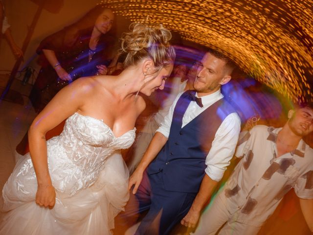 Le mariage de Théo et Candice à Roquebrune-sur Argens, Var 39