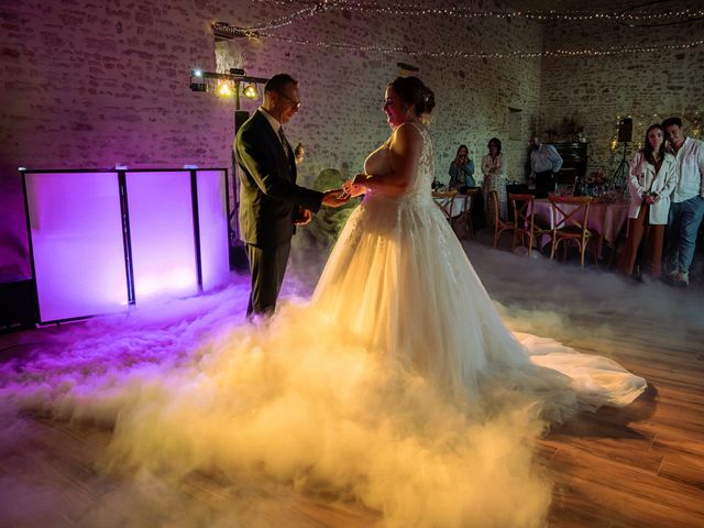 Le mariage de Philippe et Véronique à Vouvant, Vendée 9