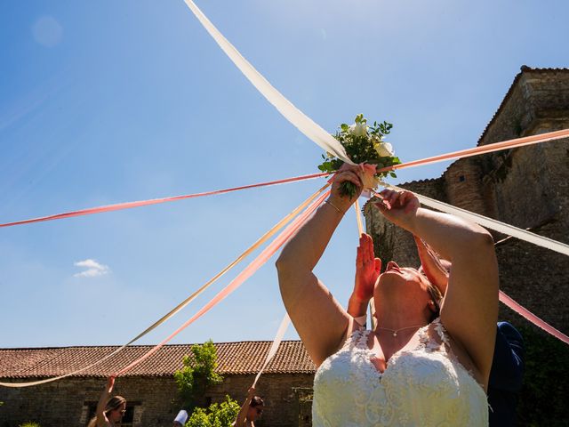 Le mariage de Philippe et Véronique à Vouvant, Vendée 18