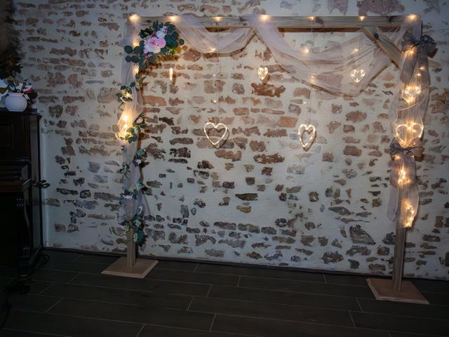 Le mariage de Philippe et Véronique à Vouvant, Vendée 24