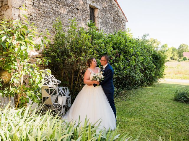 Le mariage de Philippe et Véronique à Vouvant, Vendée 44