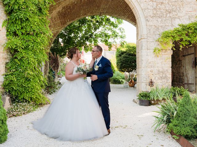 Le mariage de Philippe et Véronique à Vouvant, Vendée 48