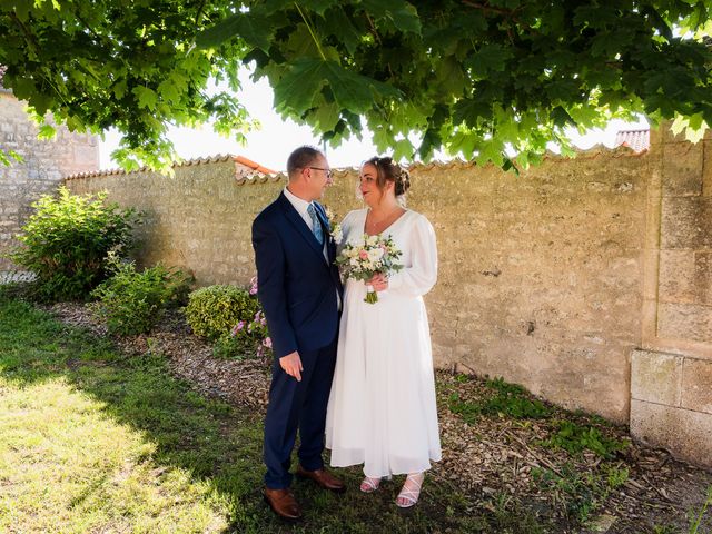 Le mariage de Philippe et Véronique à Vouvant, Vendée 51