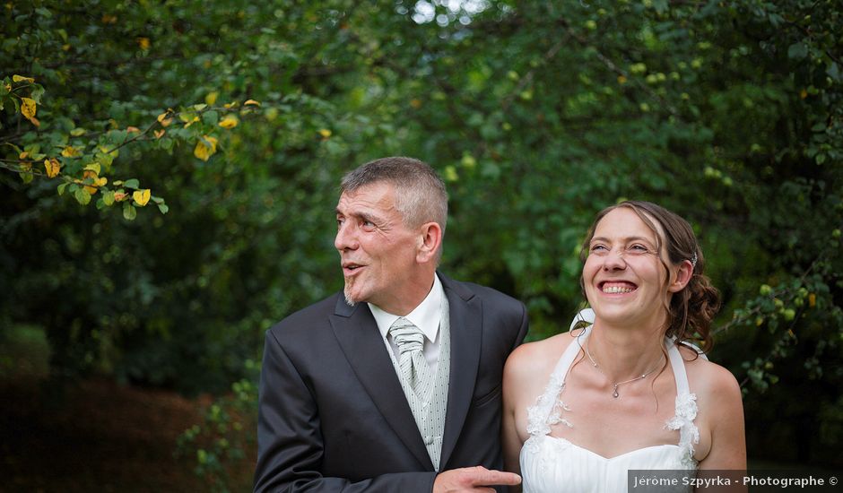 Le mariage de Fabrice et Guylène à Château-des-Prés, Jura