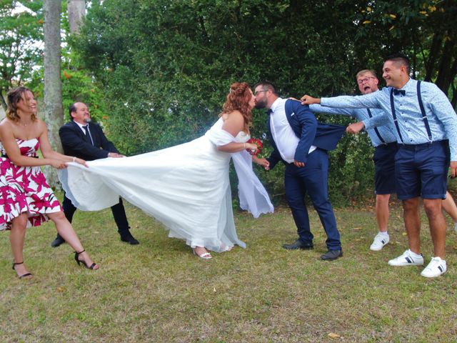 Le mariage de Pierre et Sarah à Lamothe-Montravel, Dordogne 9